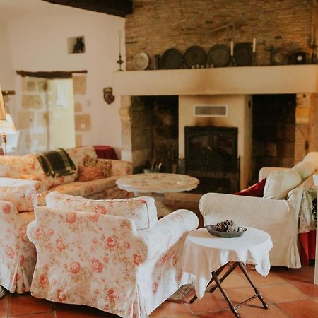 Chateau Barayre - Beautiful 12Th Century Castle With Pool And Large Garden Laussou Exteriér fotografie